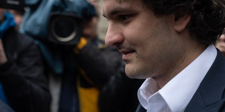 FTX founder Sam Bankman-Fried remains out on bail as judge considers decision on detention FTX founder Sam Bankman-Fried remains out on bail as judge considers decision on detention